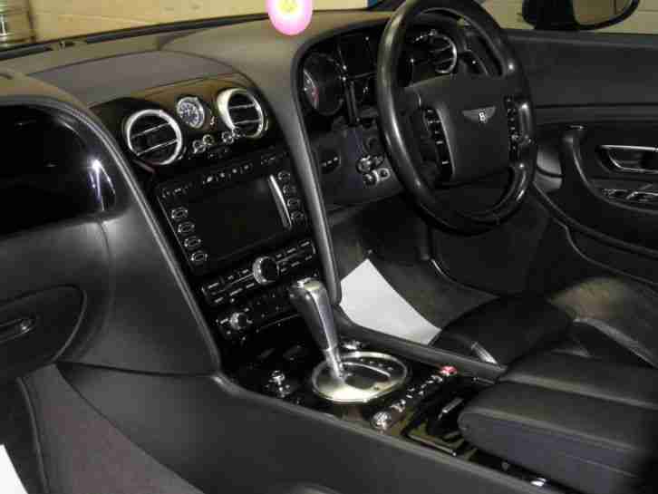 STUNNING BENTLEY CONTINENTAL GT 2004 HUGE SPEC FSH SPECIAL LOOKING BENTLEY