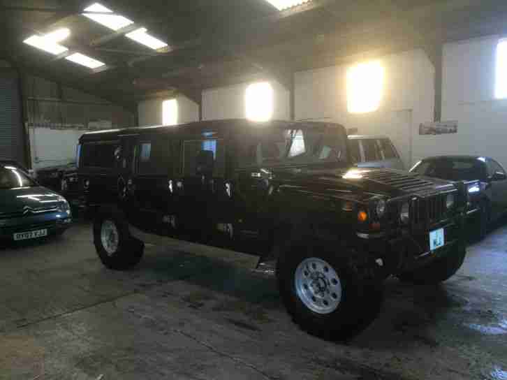 STUNNING HUMMER H1 2000 RARE AND VERY COLLECTABLE ATTENTION GETTER !