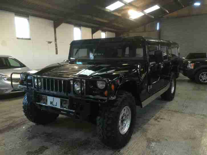 STUNNING HUMMER H1 2000 RARE AND VERY COLLECTABLE ATTENTION GETTER !