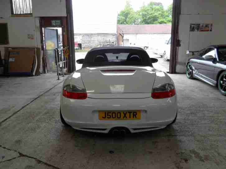 STUNNING PORSCHE BOXSTER 2.5 1998 FORTUNES SPENT LOOKS £30K WORTH UNIQUE