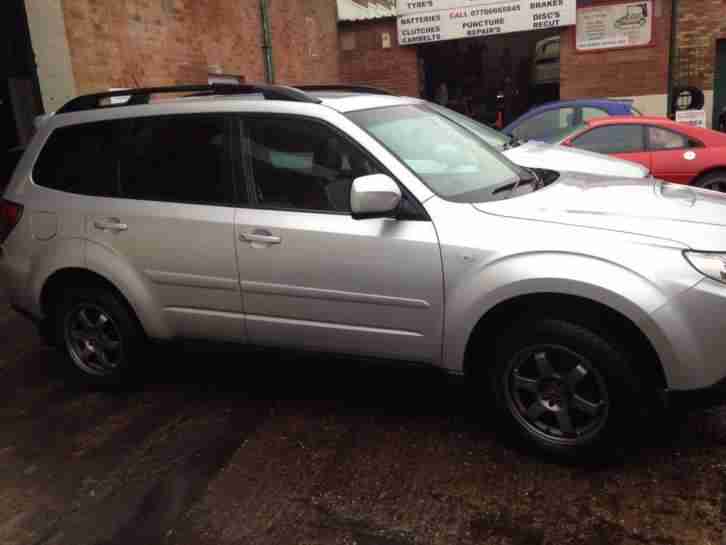 SUBARU FORESTER 2.0 D MANUAL SURETRAK 2010 BREAKING FOR SPARE PARTS!!!