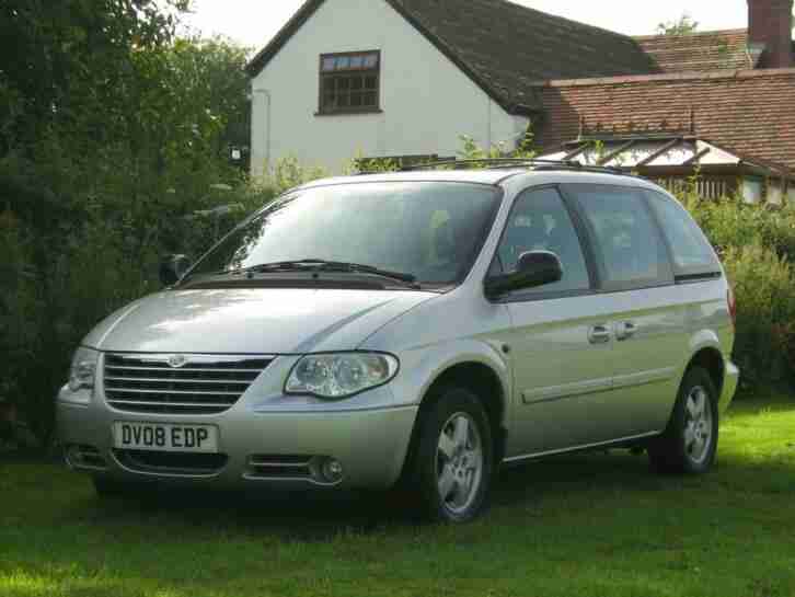 SUPER LOW MILEAGE Voyager 2.4