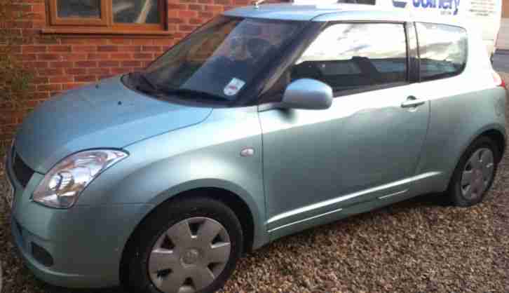 SUZUKI SWIFT 1.3 needs mot and work doing to body( selling due to no time)