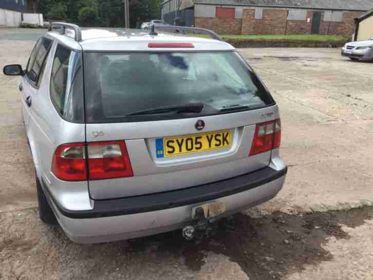 Saab 9-5 2.2 Tid Linear Estate Silver, leather, upgraded alloys mot july 2017