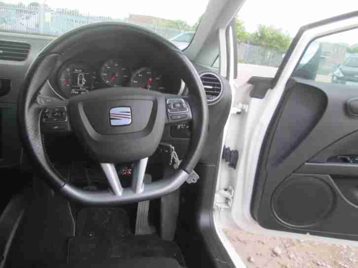 Seat Leon 2.0TDI CR ( 140ps ) 2012MY FR