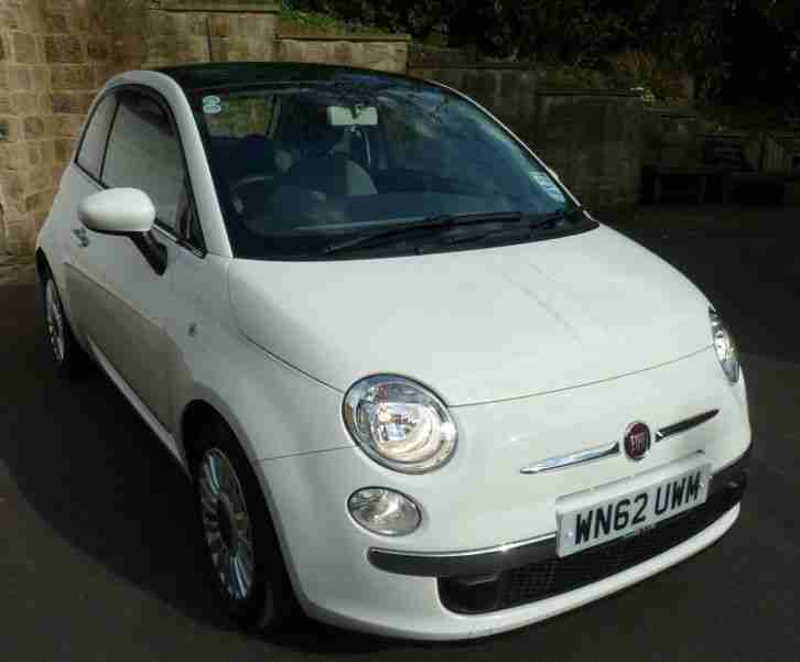 September 2012 FIAT 500 Lounge RHD White Only 7,900 miles from new '62 plate'