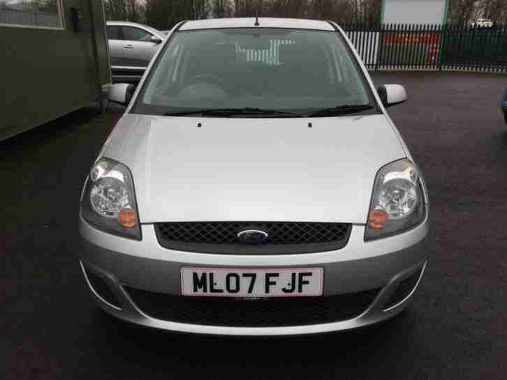 Silver Ford Fiesta 1.4 2007 Silver