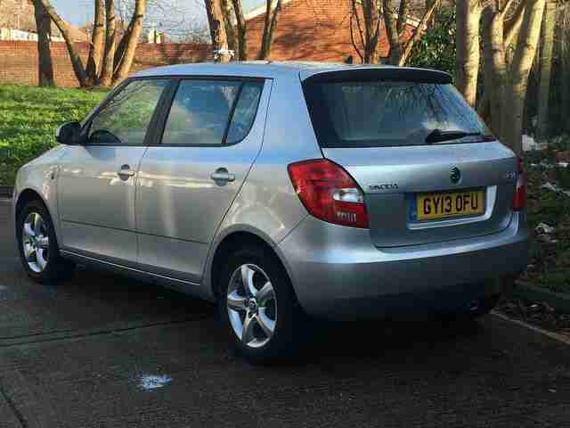 Skoda Fabia 1.2 12V ( 70bhp ) SE PLUS ONLY 15000 MILES