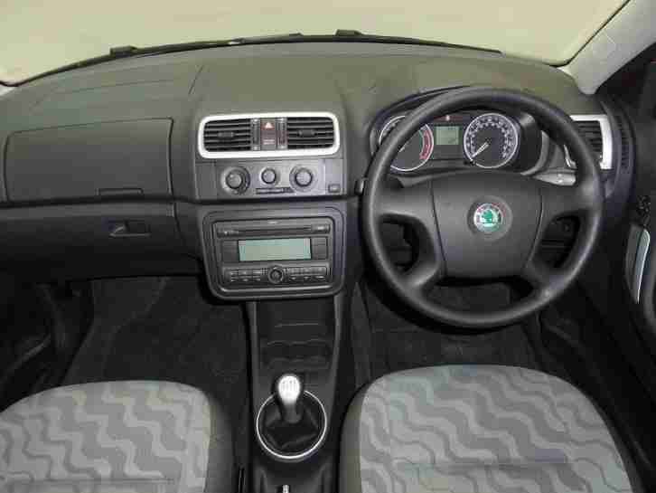 Skoda Fabia 1.4 16V 2 5dr