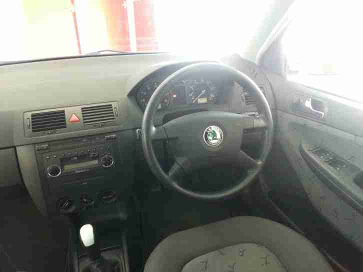 Skoda Fabia 1.4 16v ( 100bhp ) Elegance 2001MY 5 DOOR HATCHBACK MANUAL PETROL