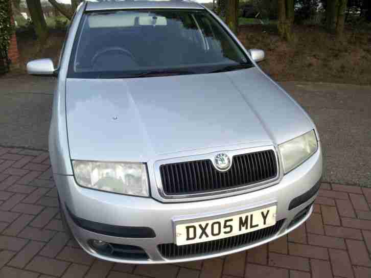 Skoda Fabia 1.4TDI PD ( 75bhp ) Ambiente 2005 Drives well one owner, 2R/Keys
