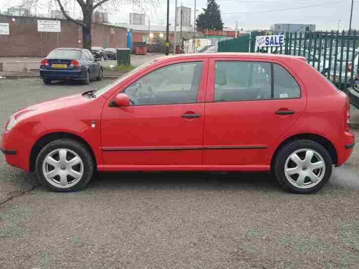 Skoda Fabia 1.9TDi Elegance --- FREE DELIVERY - HEATED SEATS ---