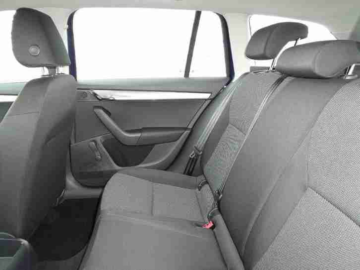 Skoda Octavia 1.6 TDI CR 110 S 5dr