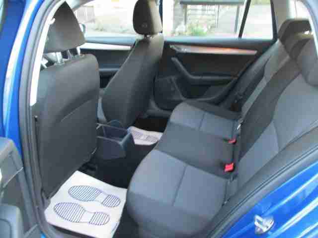 Skoda Octavia 1.6TDI CR ( 105ps ) 2013.5MY
