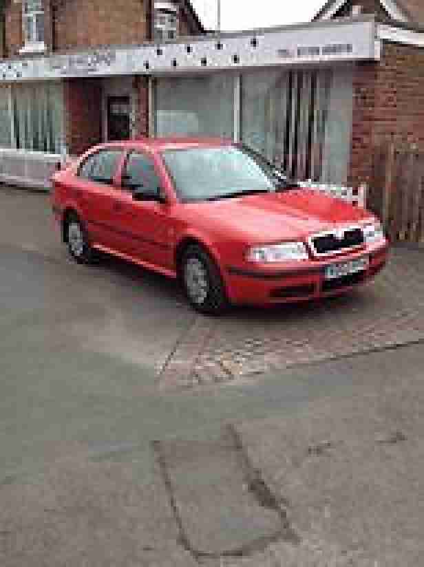 Skoda Octavia Classic 2002 (FSH - 12 Months MOT)