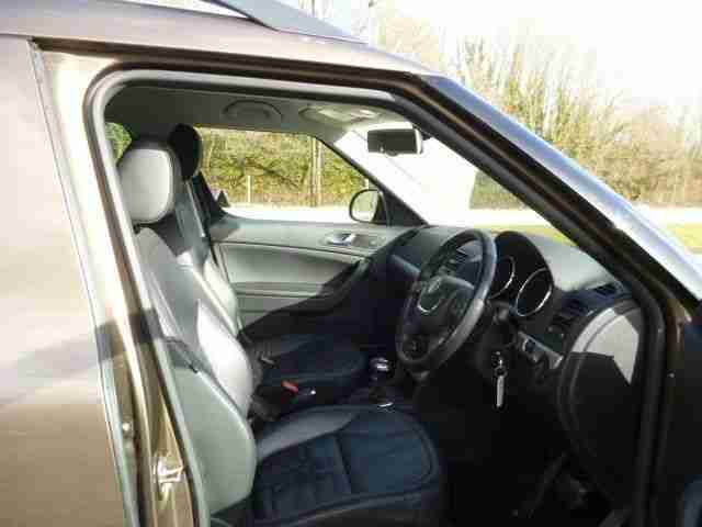 Skoda Yeti TDI DIESEL ELEGANCE DSG 4X4