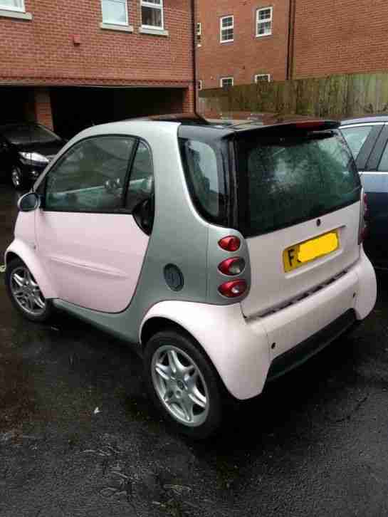 Smart Car Passion Pink (2003) (Needs fixing)