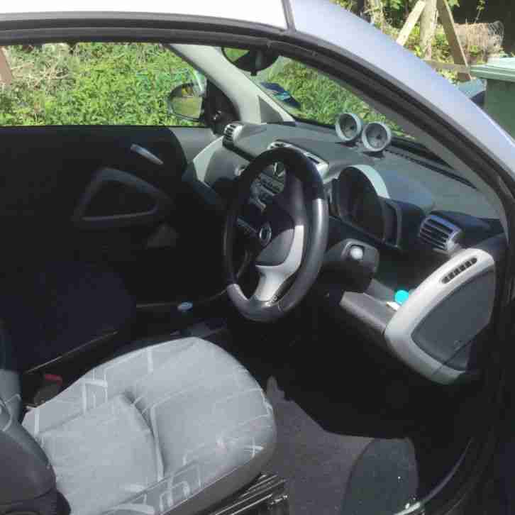 Smart Car With A Frame And Electronic Braking System