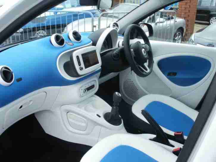 Smart ForFour Proxy Premium T 5dr PETROL MANUAL 2015/65