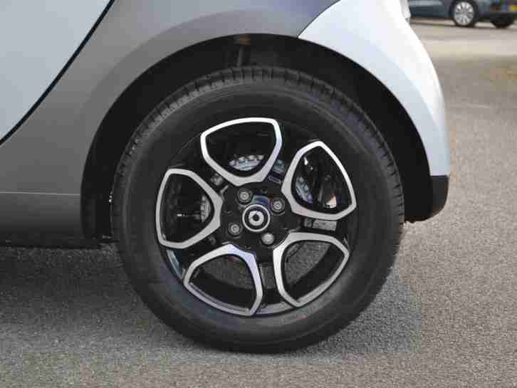 Smart Fortwo Coupe 2017 0.9 Turbo Prime Premium 2dr Auto Hatchback