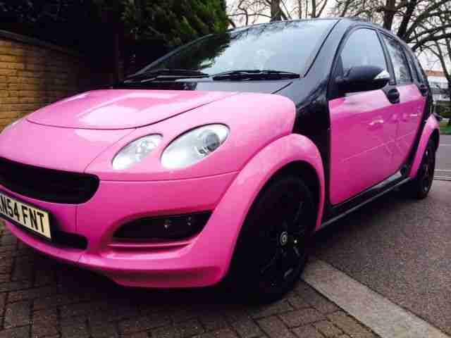 Smart FourFour Pulse PINK ideal first car