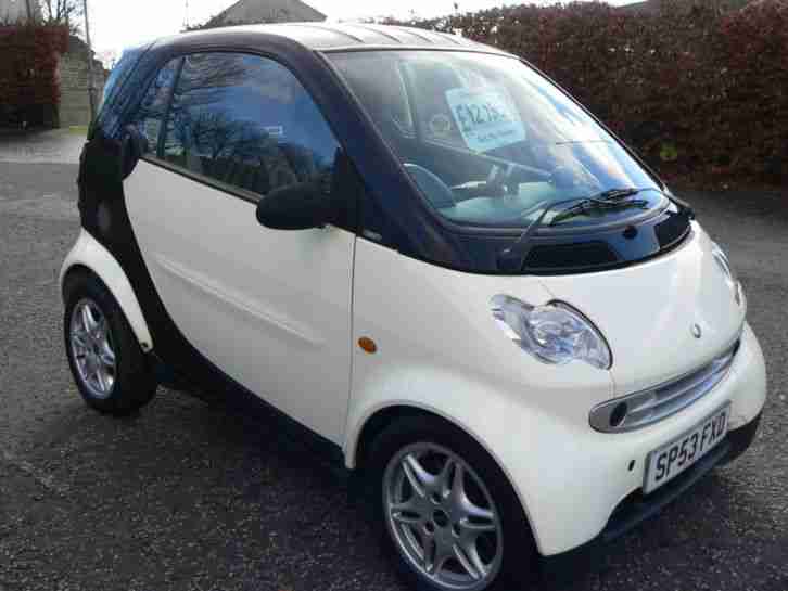 Smart (. Smart car from United Kingdom