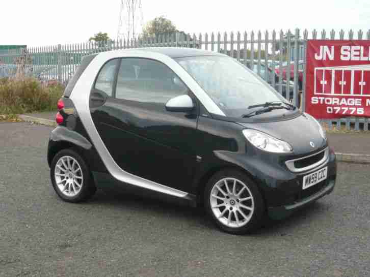 Smart Fortwo 1.0. Smart car from United Kingdom