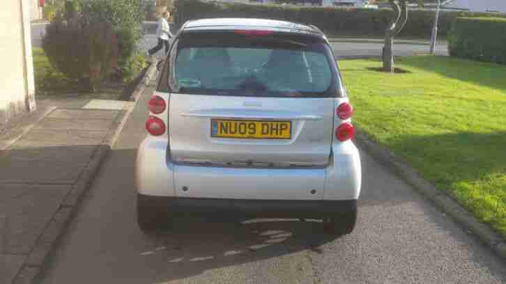 Smart fortwo 1.0 ( 71bhp ) Passion Silver Very Low Miles And One Owner