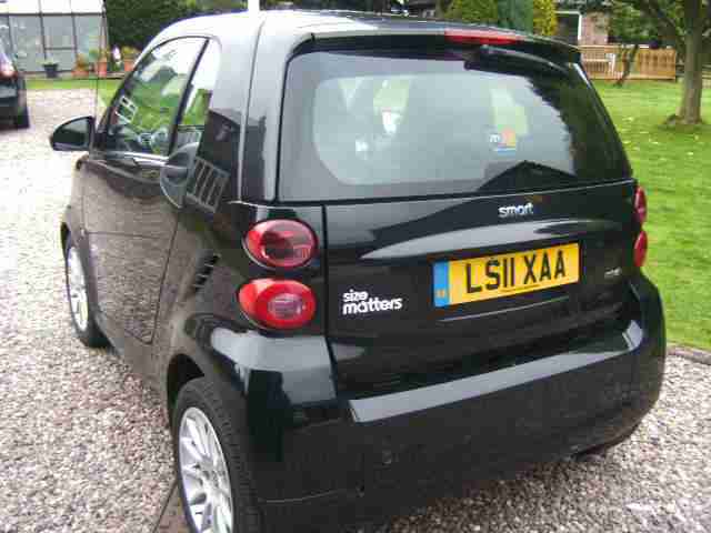 Smart fortwo 1.0mhd ( 71bhp ) Passion 11 Reg,One Former Keeper.