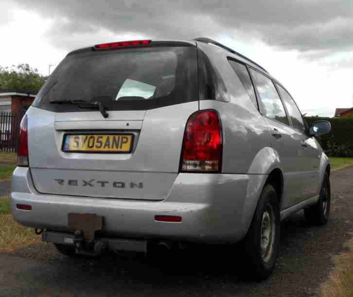 SsangYong Rexton 2.7 Diesel Low Miles 106K Manual Four Wheel Drive 2005 Tow Bar