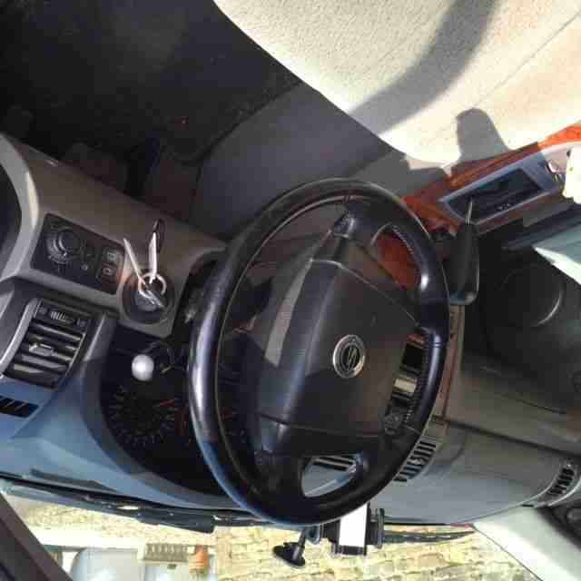 SsangYong Rexton Metallic Red 4 x 4 Auto, Diesel