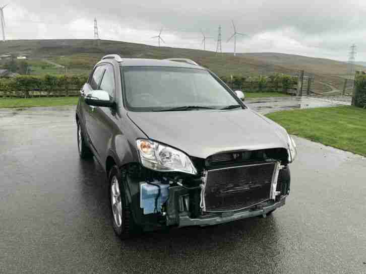 Ssangyong KORANDO 2.0TD ES 2013 (13) DAMAGED REPAIRABLE