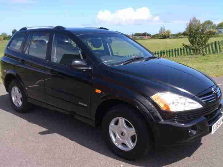 Ssangyong Kyron 2.0TD. Ssangyong car from United Kingdom
