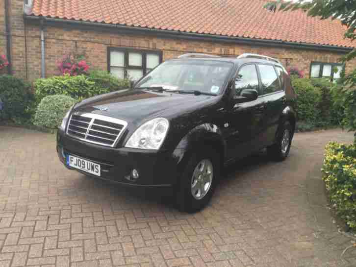 Ssangyong Rexton 2.7 TD S tronic