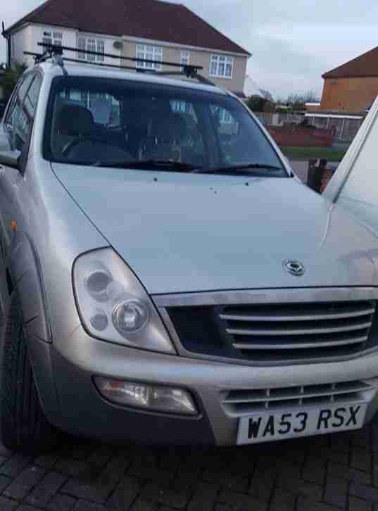 Ssangyong Rexton 2.9. Ssangyong car from United Kingdom