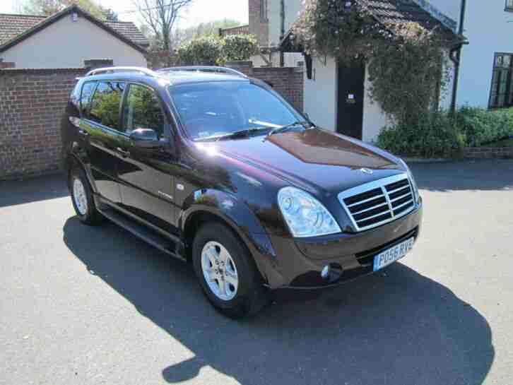 Rexton II 2.7 Turbo Diesel Auto 4x4