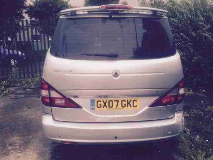 Ssangyong Rodius