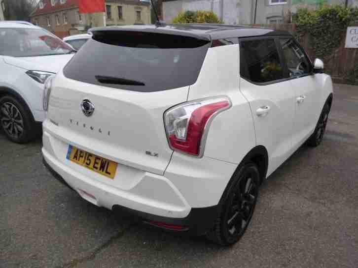 Ssangyong Tivoli Elx Hatchback 1.6 Manual Petrol