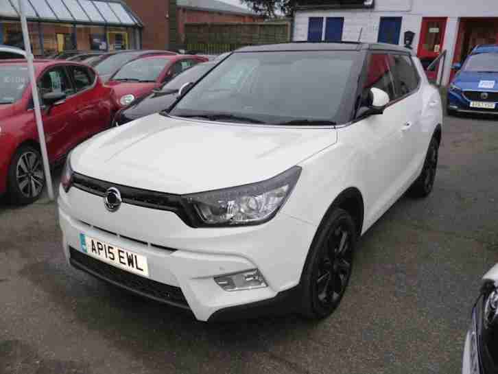 Ssangyong Tivoli Elx Hatchback 1.6 Manual Petrol