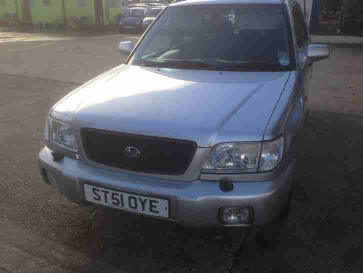 Subaru Forester 2.0 Sport full mot and service history