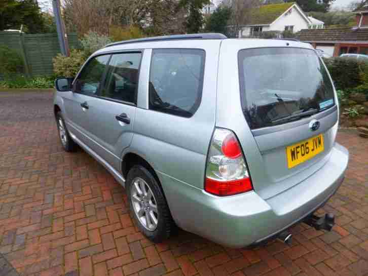 Subaru Forester 2.0 X Plus 2006, five door automatic [silver]