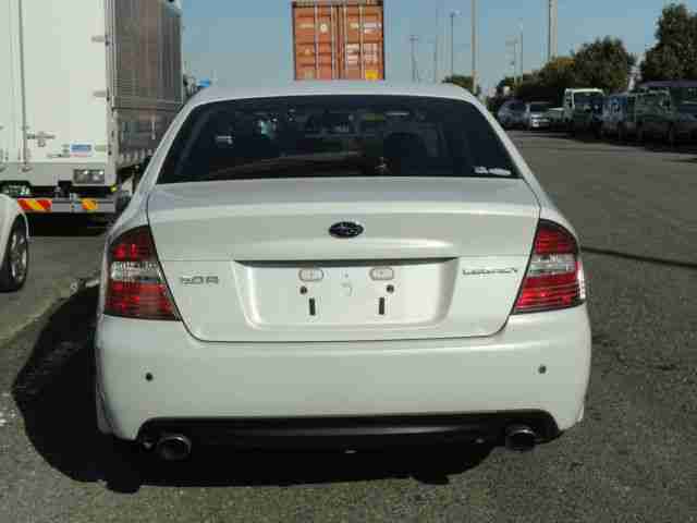 Subaru Legacy B4 4WD 3.0 R Auto