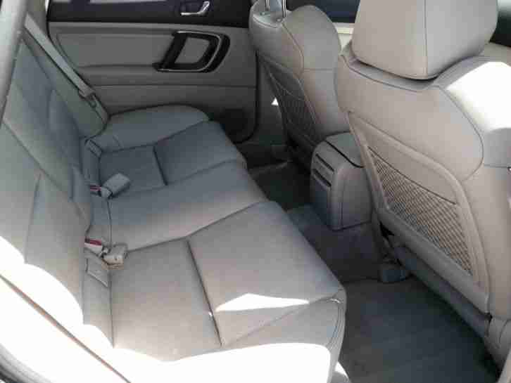 Subaru Legacy Estate 3.0r Auto