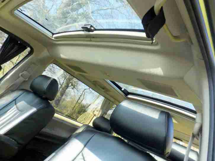Super value for money TOYOTA 8 seater