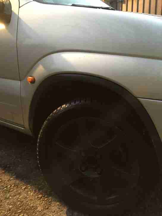 Suzuki Ignis 1.3 GL with Alloy Wheels tax February 2016