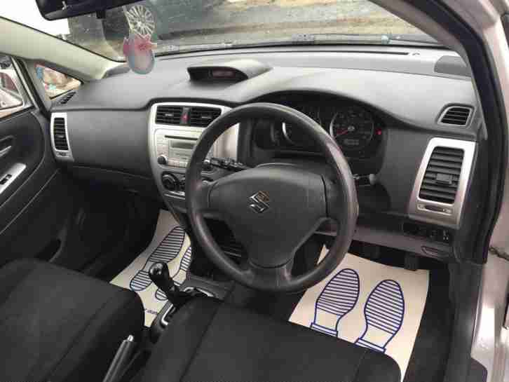 Suzuki Liana 1.6I GLX