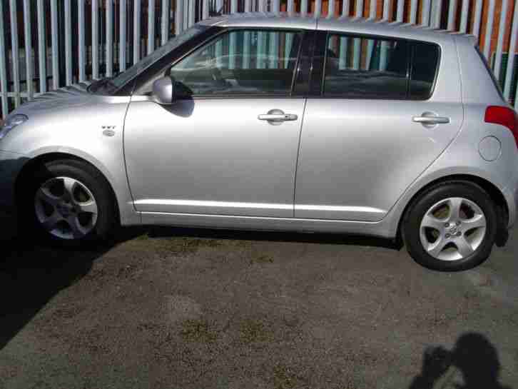 Suzuki Swift 1.5 VVTS GLX 5dr