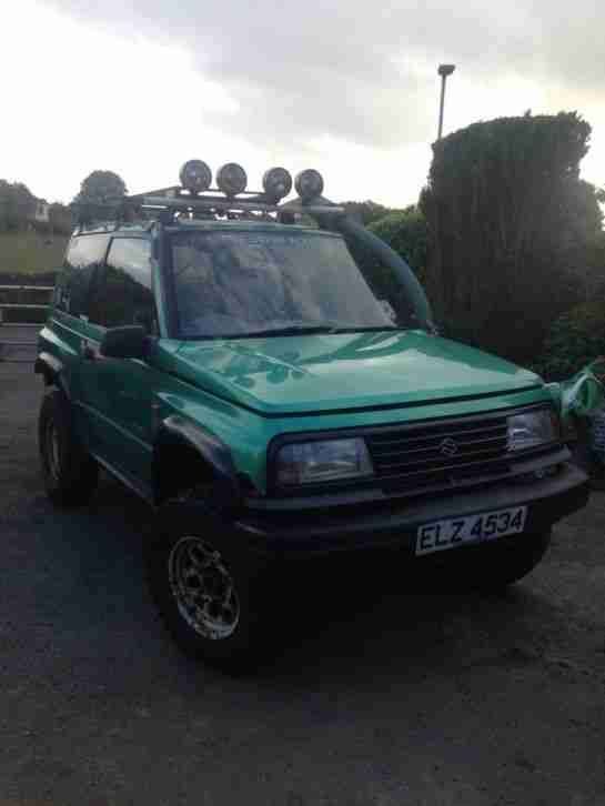 Suzuki vitara off roader 4x4