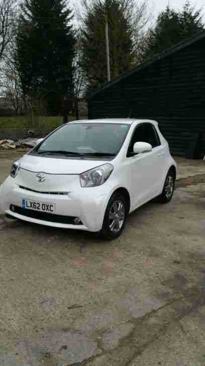 TOYOTA IQ 2012 full leather bargain £4995 ONO