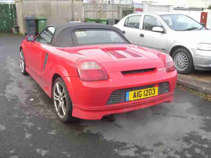 TOYOTA MR S RED SPORTS CONVERTIBLE VERY LOW MILEAGE "SPARES OR REPAIR"